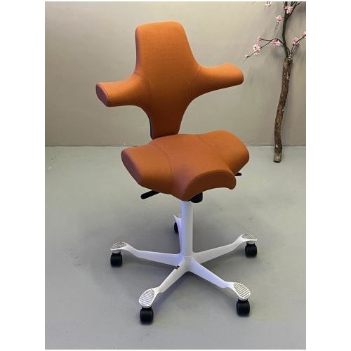 HAG Capisco Orange Studio (2ekans)