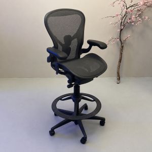 Herman Miller Aeron Graphite Stool (2ekans)