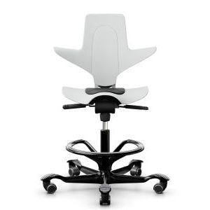 HAG Capisco Puls 8010 Black&White met voetenring